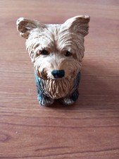 Yorkshire Terrior Dog Figurine.  256g. 8cm X 5cm X 9.5cm