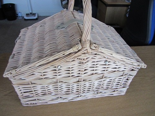 Butterfly lid person fitted - 2,
