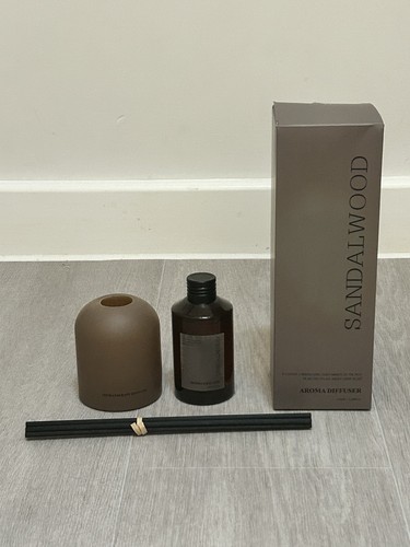 Aroma diffuser with oil glass - aroma,