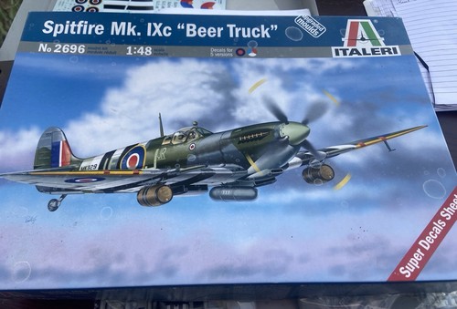 Italeri spitfire mk ixc - 1/48,
