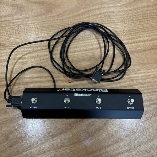 Blackstar 100 button - 4,