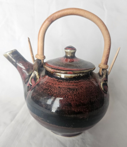 Lovely studio pottery - , shimy
