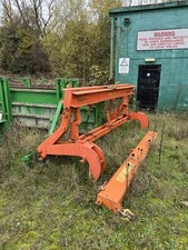 RAMS Concrete Block Grab And