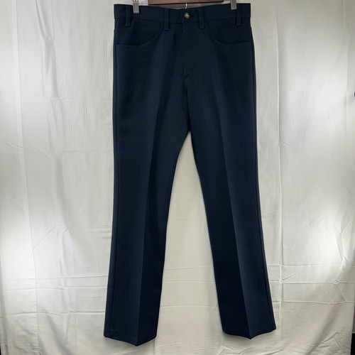 Levis sta prest action - levis, sta-prest