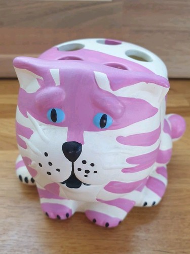 Bagpuss toothbrush holder/