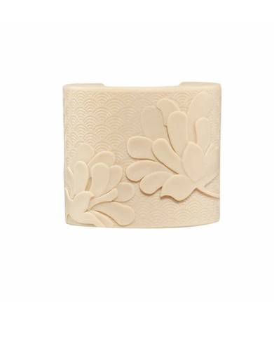 Yankee candle ivory scent - candle, "ivory