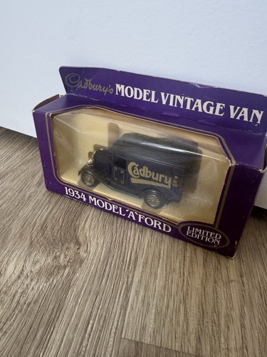 Lledo cadbury model - lledo, vintage