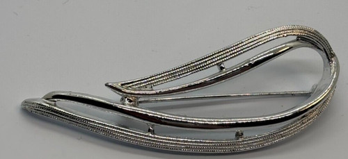 Vintage brooch silver tone - brooch,