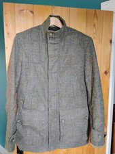 Men’s small tweed field