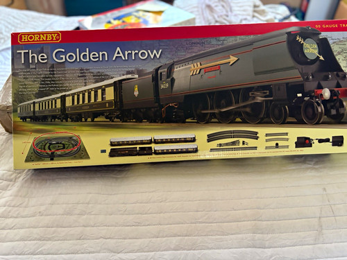 Hornby the golden arrow - the,