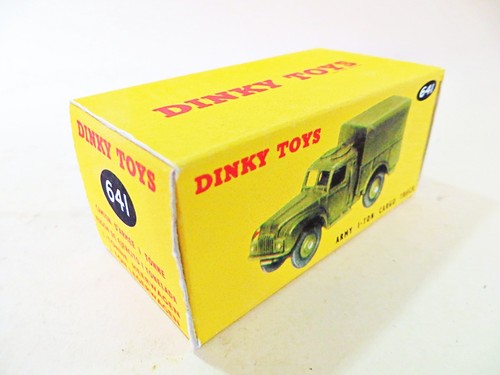 Dinky 641 ton cargo truck - cargo,