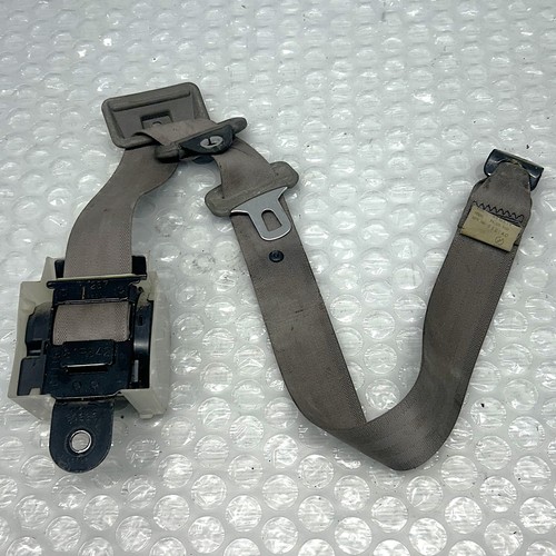 3rd seat - seat, belt