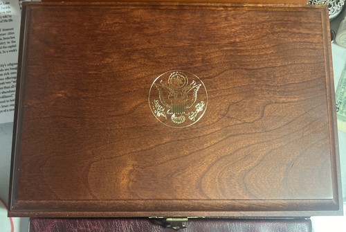 5x8x1 beautiful wooden - 5.5x8x1.5,