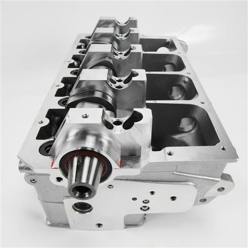 Cylinder head complete - new, amc