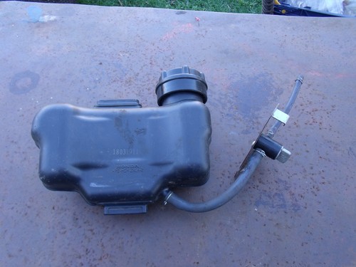 Honda gcv140 lawnmower - ,