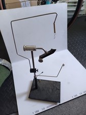 Snowbee Fly mate fly vice with parachute attachment.