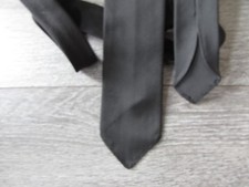 Slim Vintage Plain Black Early Vintage Terylene Tie by Topman