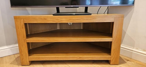 Solid oak corner - solid, tv