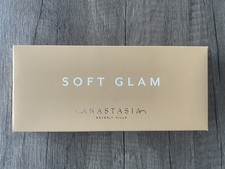 Anastasia Beverly Hills Eyeshadow Palette Soft Glam Gold Brown Nude ABH Shadow