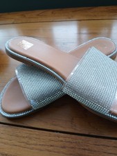 DIAMANTE FLAT SLIDERS