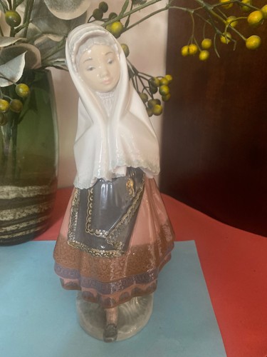 Lladro festival time figurine - lladro,
