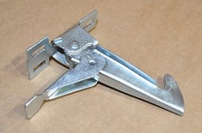 Bonnet Catch/Safety Hook to fit Land Rover Defender - MUC6457