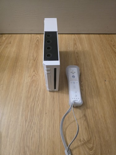 Nintendo wii white console - nintendo,