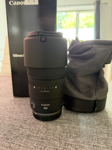 Canon 100mm 8 l macro - 100mm, f/2.8