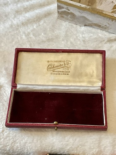Antique jewellery box brooch - box,