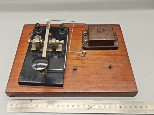 Scouts practice morse - scouts, code