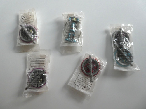 Cereal toys robots - toys,