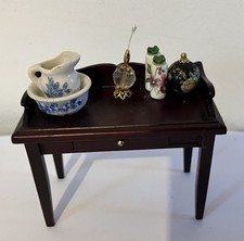 Vintage Dolls House Victorian