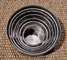 Vintage 6 Nesting Biscuit