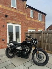 TRIUMPH 900 STREET SCRAMBLER, WITH 3854 MILES,  BLACK