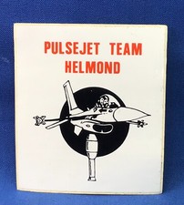 VINTAGE  STICK-ON BADGE - PULSE JET TEAM HELMOND