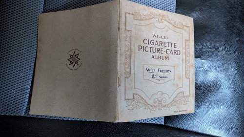 Vintage cigarette cards 50 - cards,