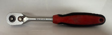 Teng tools 3/8" drive ratchet has scuff marks on handle
