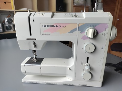 Bernina 1005 sewing machine