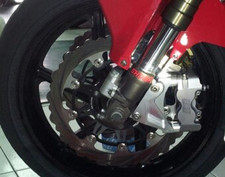 00 02 06 RC51 Front Bracket