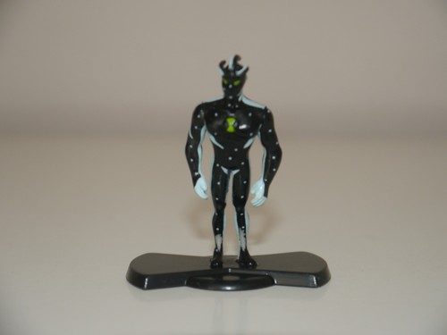 Ben alien figure - x,