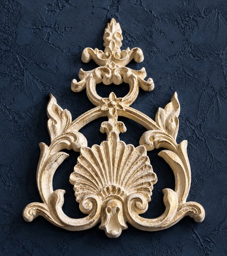 Rococo florentine carved wood - carved,