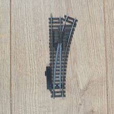 Hornby R613 Right Hand Points RH with Switch 00 Gauge Steel Made in Austria