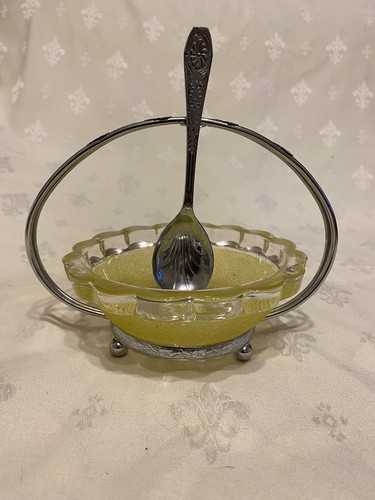 Yellow glass sugar - , with