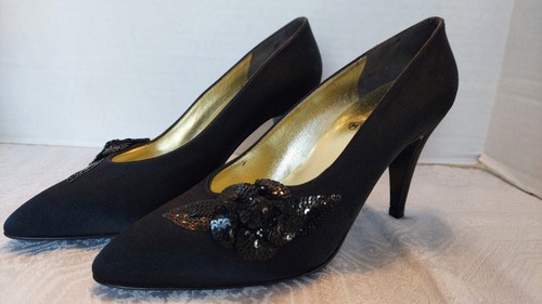 Vintage chanel shoes black - chanel,