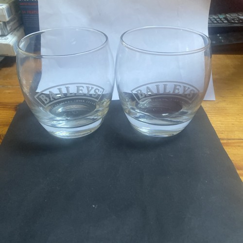 Baileys glass - 2x,