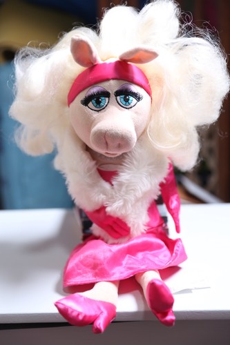 Disney store exclusive miss - exclusive,