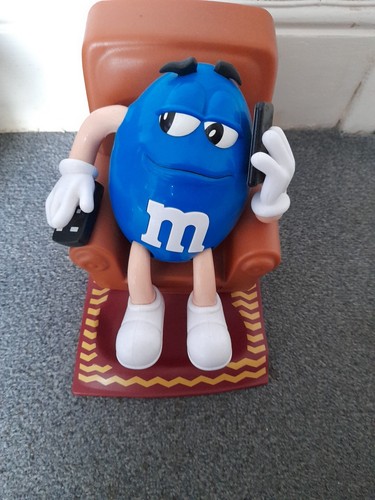 Lazy boy sweet candy - m&m's,