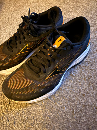 Mizuno wave rider - mizuno,