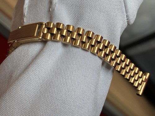 9ct solid gold watch - 9ct,