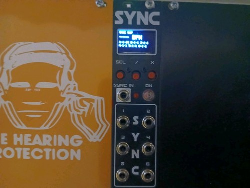 Lonesoulsurfer sync out